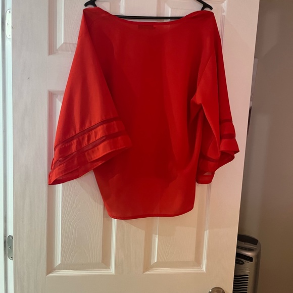 Top - Picture 2 of 2